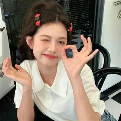 穿成炮灰女配，蔺总全家有救了